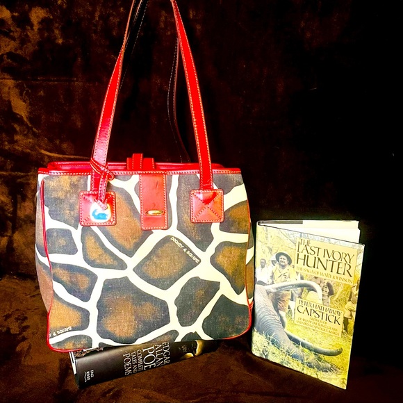 Dooney & Bourke Vintage Serengeti Collection Giraffe Print Tote - Picture 1 of 8